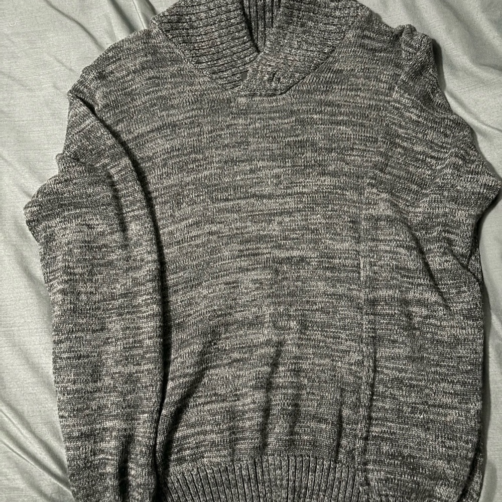 Men's Gray Sweater